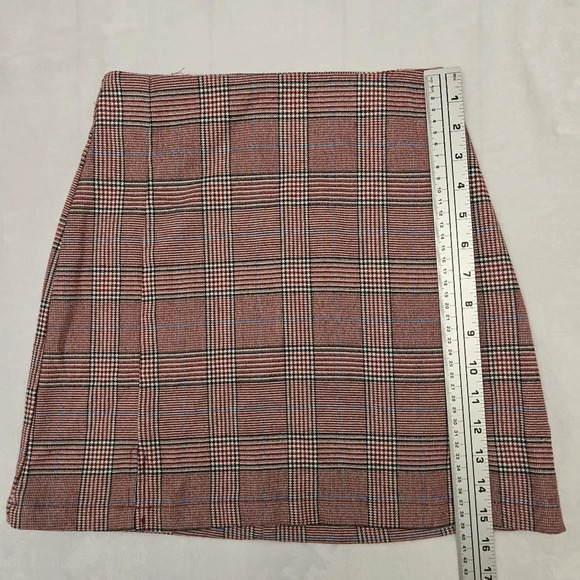 brandy melville john galt mini skirt - Picture 4 of 8